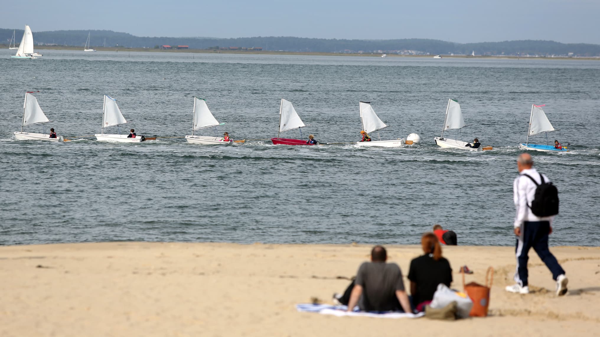 Bassin d'arcachon: un enfant de 8 ans tué après une collision entre son voilier-école et un bateau de pêche