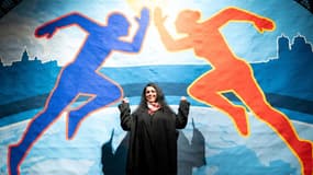 JO de Paris 2024 - Marjane Satrapi a présenté la tapisserie des Jeux