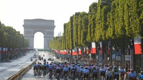 Le Tour de France 2019 devant les Champs-Elysées