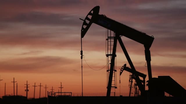 Le pétrole a effacé la quasi-totalité de ses gains depuis le choc pétrolier