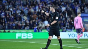Michael Oliver, lors d'un match de Premier League