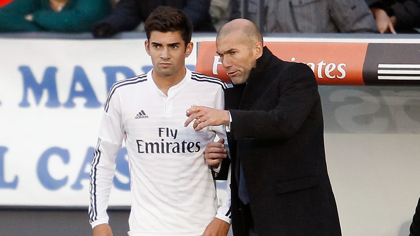 Enzo Zidane et son père Zinédine Zidane lors du match de la Castilla, la réserve du Real Madrid - le 16/11/2014