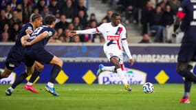 Ousmane Dembélé lors de Dunkerque-PSG le 1er avril 2025 en Coupe de France
