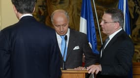 Le ministre français des Affaires étrangères Laurent Fabius a été victime d'un léger malaise à Prague le 23 août 2015