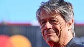 L'écrivain français Emmanuel Carrère assiste au tapis rouge du film "Le Mage du Kremlin" présenté en compétition à la 82e Mostra de Venise (Italie), le 31 août 2025