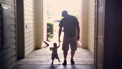 L'objectif de la réforme est d'inciter les pères à prendre leur congé parental.
