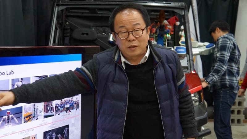 Le professeur Jun-Ho Oh, à la tête du laboratoire de robotique de l’Institut Kaist.