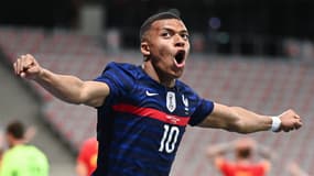 Kylian Mbappé - France 