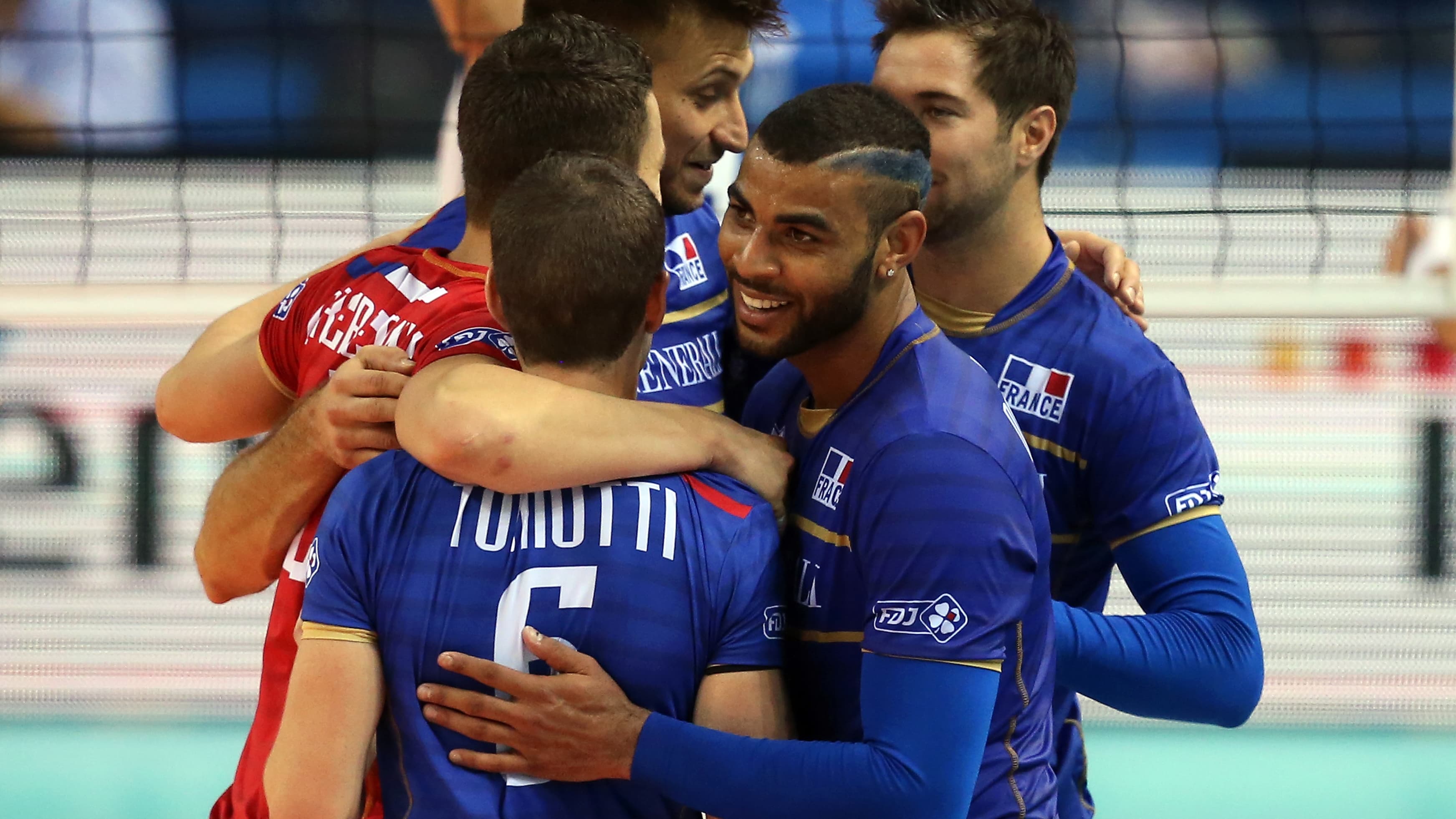 Euro 2015 Les Bleus Filent En Quarts