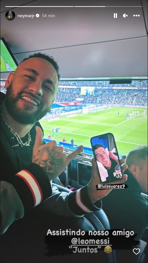 La story Instagram de Neymar en plein facetime avec Luis Suarez, 13 mai 2023