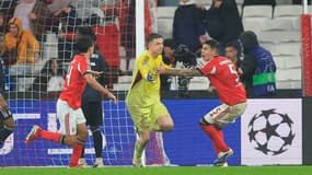 Anatoliy Trubin exulte après son but offrant la qualification en barrages pour Benfica lors du match contre le Real Madrid (4-2, Ligue des champions), le 28 janvier 2026