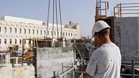 L'amélioration du marché du travail en France au deuxième trimestre s'est confirmée mais le tassement de la reprise ne permet pas d'envisager de véritable rebond de l'emploi hors intérim au second semestre, selon des données de l'Insee et Pôle Emploi. /Ph