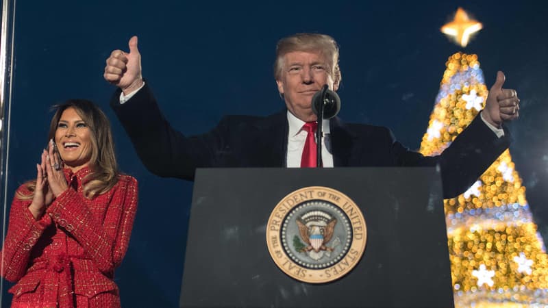 Le président américain Donald Trump et Melania Trump, à la 95e illumination annuelle du sapin de Noël national, près de la Maison Blanche à Washington DC, le 30 novembre 2017.