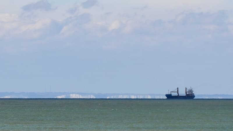 Un bateau au large de Calais (photo d'illustration).