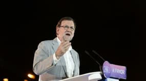 Le chef de gouvernement Mariano Rajoy tient un dernier meeting de campagne, le 25 juin 2016 à Madrid.