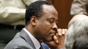 Le Dr Conrad Murray lors de l'audience du 29 novembre 2011 où le tribunal de Californie l'a déclaré coupable d'homicide involontaire sur Michael Jackson.