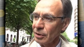 Didier Cornardeau, président de l’association des petits porteurs actifs, affirme que Pierre Estoup travaillait pour Bernard Tapie.