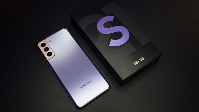 S21 : le célèbre Samsung Galaxy profite de nombreuses offres !