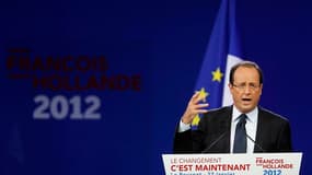 François Hollande a présenté dimanche sa vision d'une République irréprochable, attachée à la laïcité, où le président gouverne en tandem avec son Premier ministre et est contrôlé par une Assemblée nationale élue en partie à la proportionnelle. /Photo pri