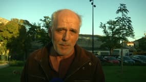 Philippe Poutou , porte-parole du Nouveau Parti Anticapitaliste et candidat à l'élection présidentielle le 14 octobre sur BFMTV