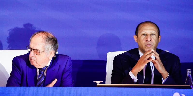 Noël Le Graët et Philippe Diallo le 7 janvier 2023, à l'Assemblée générale de la FFF
