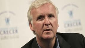 Le succès mondial d'"Avatar" permet au réalisateur américain James Cameron d'être largement en tête des stars d'Hollywood ayant gagné le plus d'argent en 2010. /Photo prise le 7 septembre 2010/REUTERS/Henry Romero