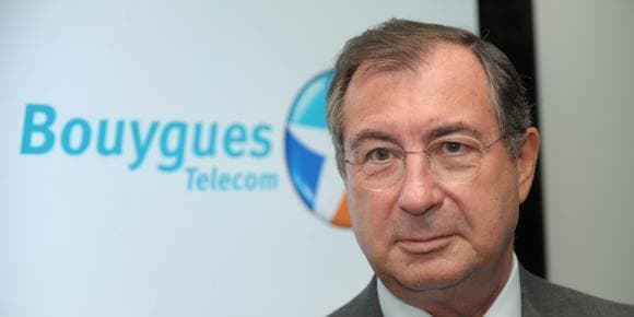 Martin Bouygues critique les "anomalies" de l'appel d'offre sur SFR. Martin Bouygues critique les "anomalies" de l'appel d'offre sur SFR.
