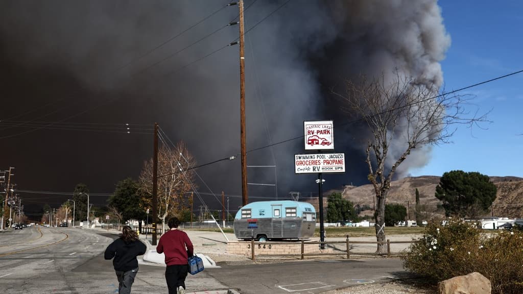 Les conséquences de l’incendie autour du lac Castaic, Californie, le 22 janvier 2025
