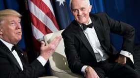 Le premier ministre australien Malcolm Turnbull (d) et le président américain Donald Trump, le 4 mai 2017 à New York