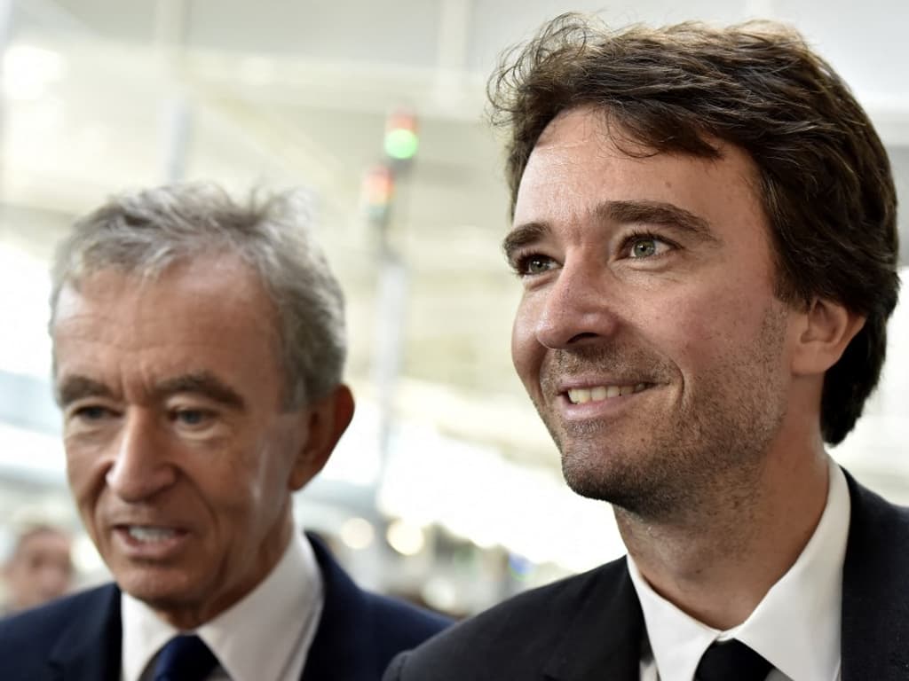 Luxe: le fils de Bernard Arnault, Antoine, nommé directeur général de la  holding qui contrôle LVMH