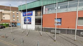 Les Stades de Flandres à Dunkerque ont été réquisitionnés pour accueillir une unité covid-19.