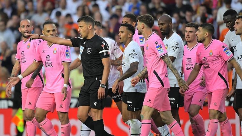 Liga: le Barça déroule, l'Espanyol relégué