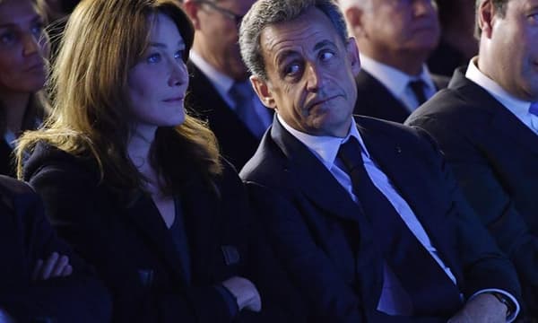 Nicolas Sarkozy et son épouse Carla Bruni, le 14 novembre 2016 
