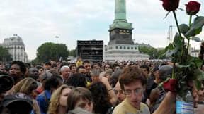 Une soirée riche en symboles, dont un concert place de la Bastille, a conclu mardi à Paris les festivités du trentième anniversaire de la victoire de François Mitterrand à l'élection présidentielle, le 10 mai 1981. /Photo prise le 10 mai 2011/REUTERS/Phil