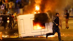 De nouveaux affrontements entre policiers et manifestants se sont déroulés dans la nuit de mardi à mercredi en Turquie, ici à Ankara, malgré les excuses présentées par le vice-Premier ministre pour les violences policières contre les manifestants de ces d