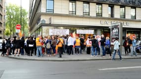 Des salariés de Vivarte manifestent en juin 2015.