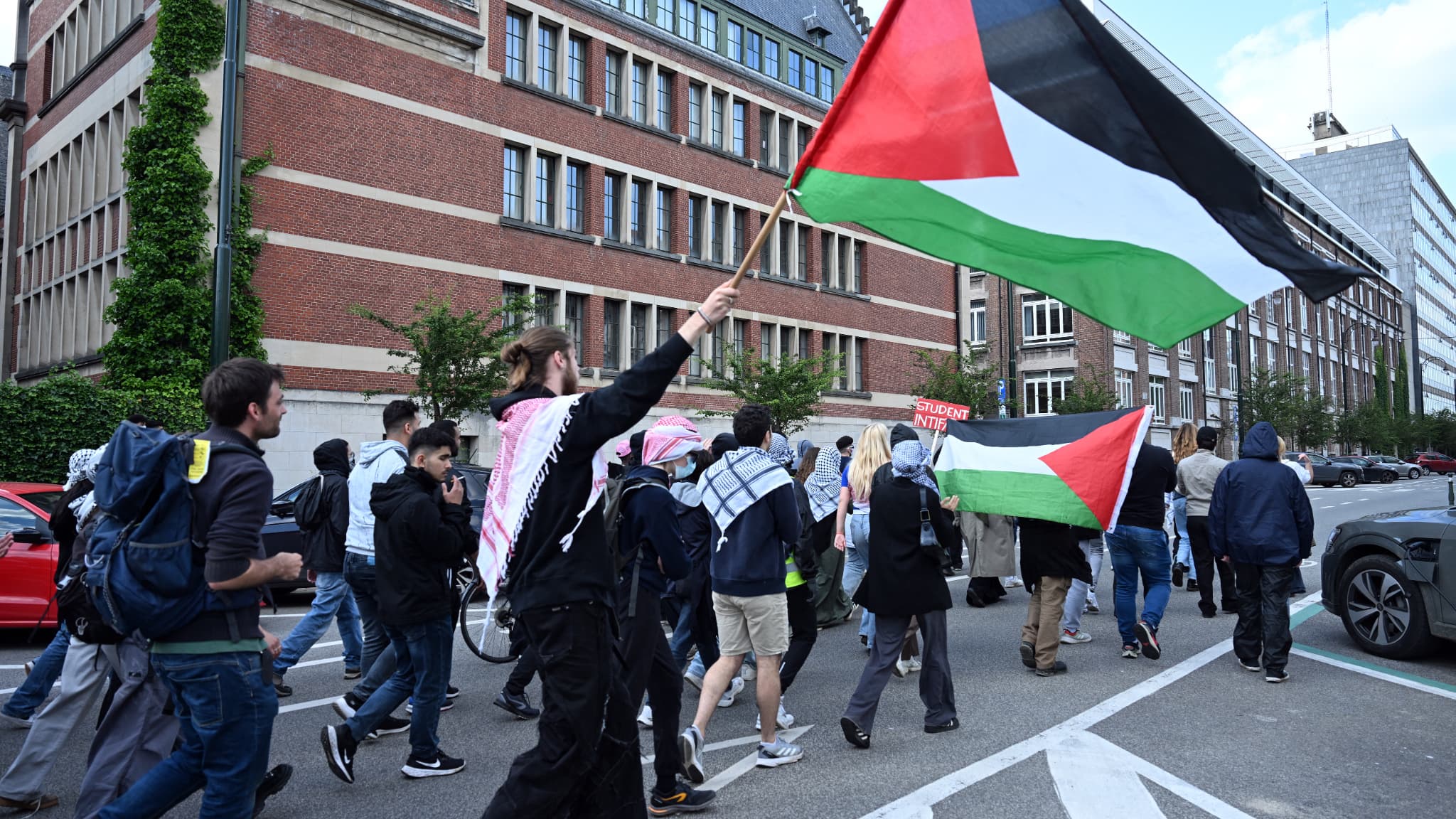 UNE PROMOTION NOMMÉE "RIMA HASSAN" CRÉE DES REMOUS À L'UNIVERSITÉ LIBRE DE BRUXELLES