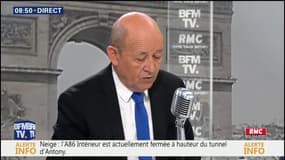 “Une centaine” de jihadistes français arrêtés par les kurdes en Syrie et “jugés par les autorités judiciaires locales”, dit Le Drian