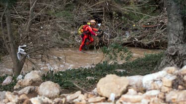 Un pompier à La Londe-les-Maures dans le Var, le 28 novembre 2019 (illustration).
