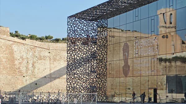 Le MuCEM de Marseille se classe directement 10e dans le palmarès du Journal des arts. Le MuCEM de Marseille se classe directement 10e dans le palmarès du Journal des arts.