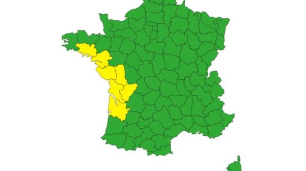 Météo France a par ailleurs placé 7 départements en vigilance jaune aux orages pour la nuit de mardi à mercredi.
Météo France a par ailleurs placé 7 départements en vigilance jaune aux orages pour la nuit de mardi à mercredi.