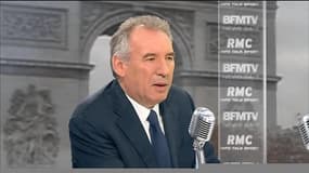 Bayrou: "François Hollande a additionné les erreurs"