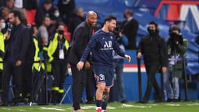 Thierry Henry et Lionel Messi avant un match du PSG en septembre 2021