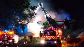Un incendie a ravagé une ferme, dans la nuit de vendredi à samedi, à Saint-Clément-sur-Durance.