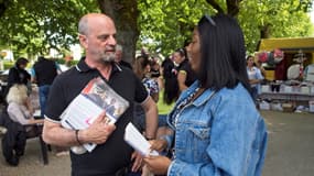 L'ancien ministre de l'Education nationale Jean-Michel Blanquer fait campagne dans la 4e circonscription du Loiret pour les législatives, le 22 mai 2022