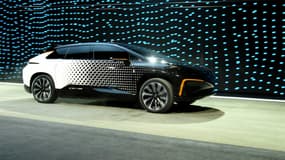 La FF91 est le premier modèle de grande série de Faraday Future, un nouveau constructeur de voitures électriques détenu par des fonds chinois et américains.