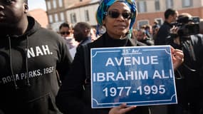 Une avenue en hommage à Ibrahim Ali a été inaugurée ce dimanche à Marseille. Ici un précédent hommage le 21 février 2020.