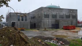 Le chantier de la future Grande mosquée d'Angers, à l'arrêt pour manque de fonds, dans le Maine-et-Loire, le 27 octobre 2020