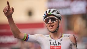 Tadej Pogacar vainqueur des Strade Bianche le 8 mars 2025