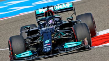 Image d'illustration - Le septuble champion du monde de Formule 1, le Britannique Lewis Hamilton, au volant de sa Mercedes, lors de la 1ère séance d'essais libres du Grand Prix de Bahreïn, le 26 mars 2021 sur le circuit international de Sakhir